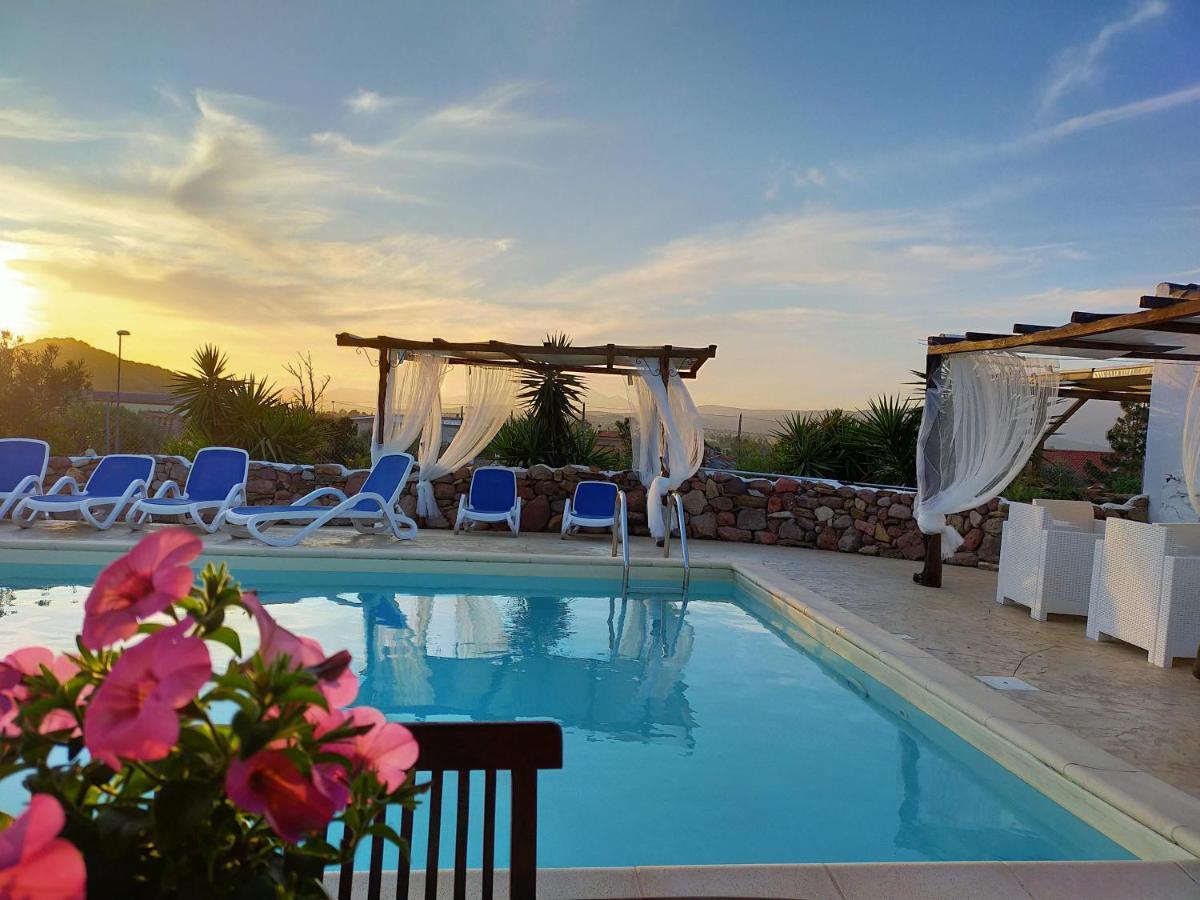 Sa Corti De Sa Perda Pensjonat Piscinas